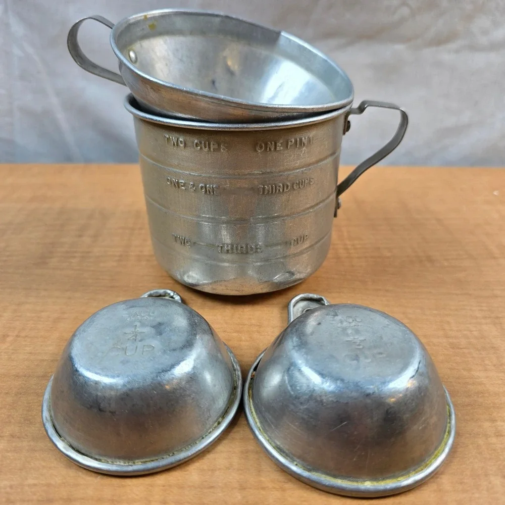 EKCO Aluminum Tab Handle Measuring Cups FARMHOUSE KITCHEN DECOR Vintage USA